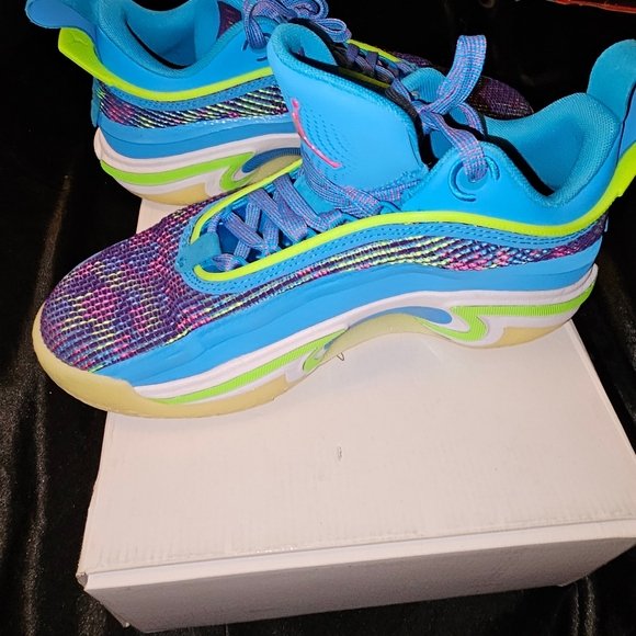 2022 Luka Doncic x Air Jordan 36 Low 'Laser Blue' size 6.5 box included - Picture 3 of 13